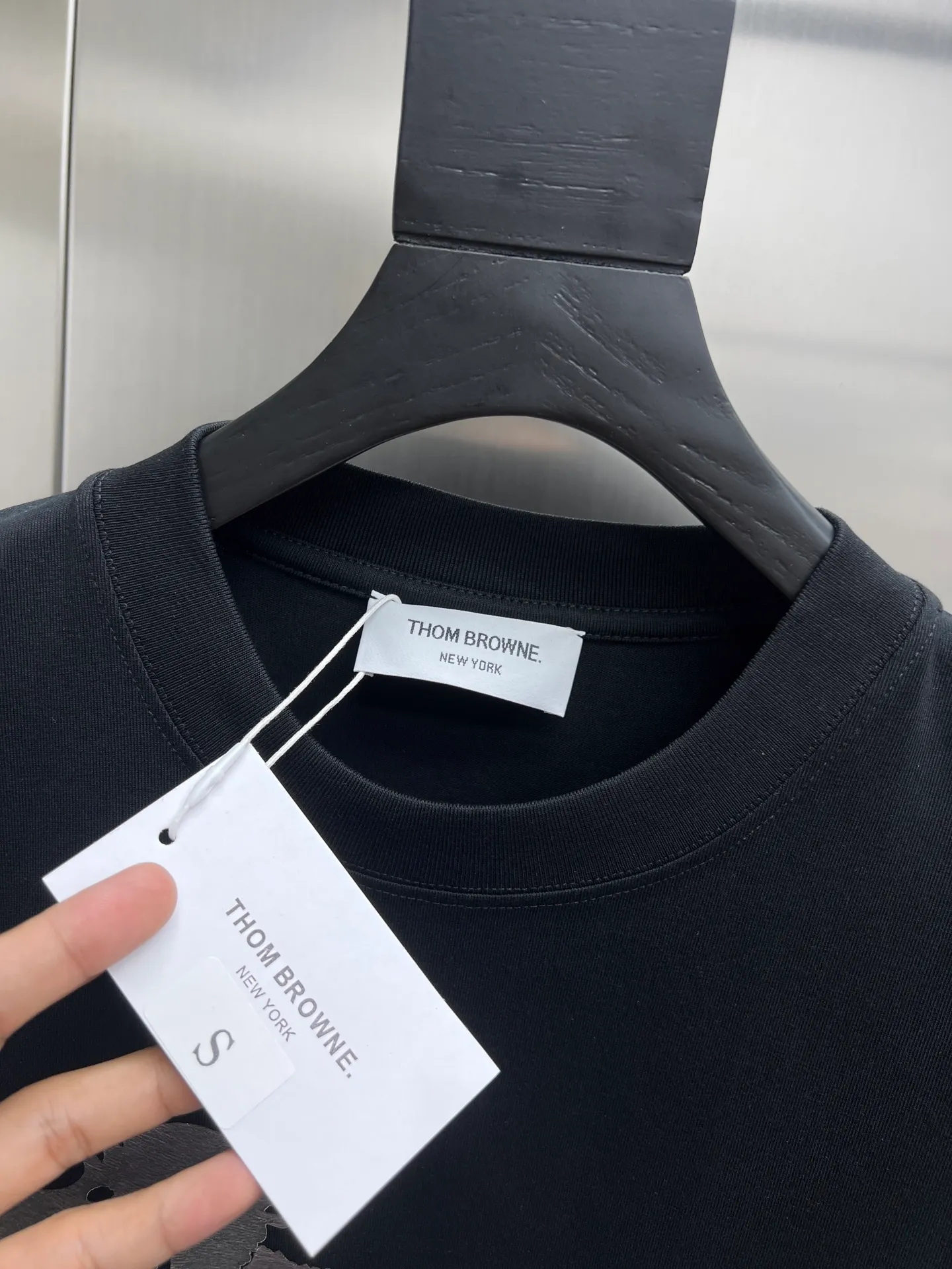 TB🌟New Arrival T T Hot Sale 99 280 🐎🐎Size：S-XXL Black White 2 Size S 110 54 69 21 M 114 56 71 22 L 118 58 73 22 XL 122 60 75 23 2XL 126 62 77 23